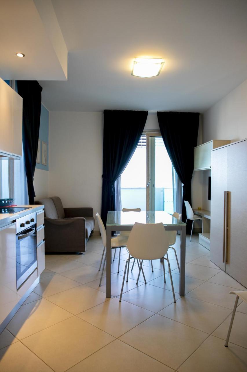 Residence Mareamare Grottammare Phòng bức ảnh