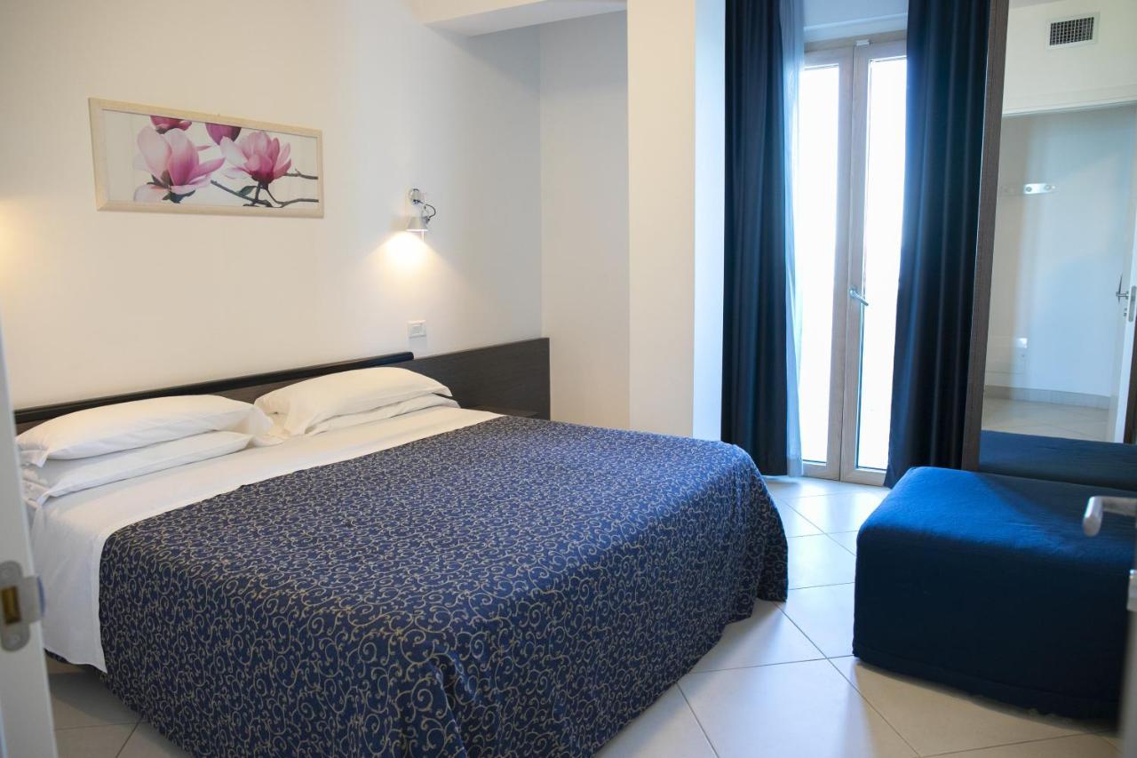 Residence Mareamare Grottammare Ngoại thất bức ảnh